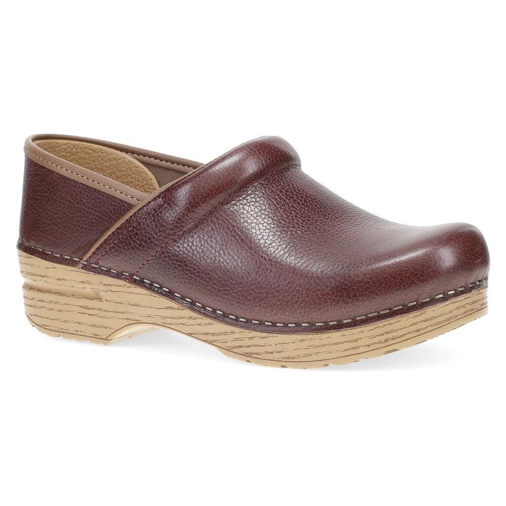 NEW Dansko Professional Clog in Milled Cordovan NIB Classic, Country, Comfort